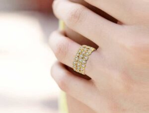 Diamond Trail of Heart Band SI1 H 0.23 Ct Round Cut Diamond Ring For Valantine Day Special 14K Solid Yellow Gold Authenticate Certificate