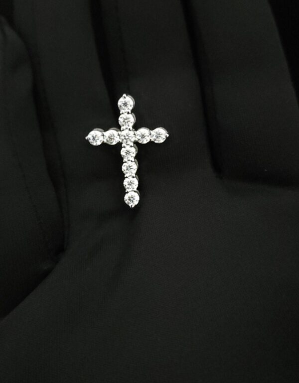 Beautiful Cross Pendant Made in 10 / 14 KT Gold Embellished With Shinny Moissanite Diamonds For Religious And Memorial Gift Unisex Pendant