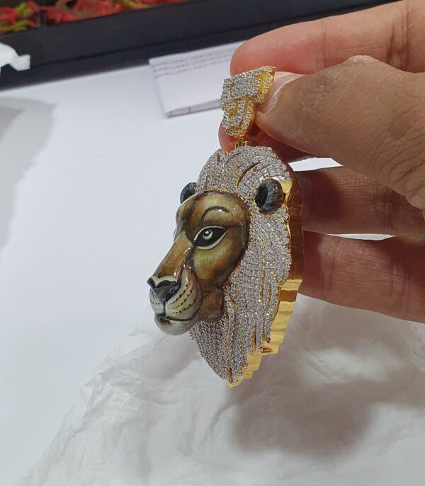 Iced Out 3D Lion Face Enamel Pendant Made in 10 KT Gold Embellished With Shinny Moissanite Diamonds For Birthday And Party Gift