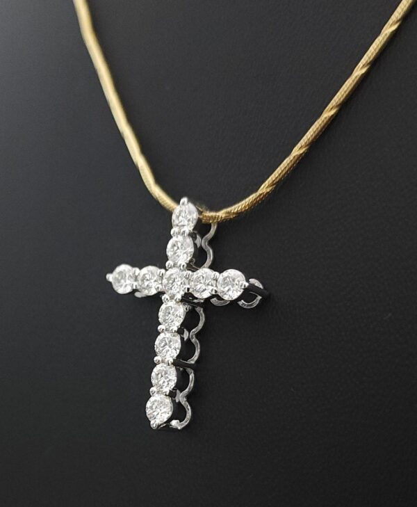 Beautiful Cross Pendant Made in 10 / 14 KT Gold Embellished With Shinny Moissanite Diamonds For Religious And Memorial Gift Unisex Pendant