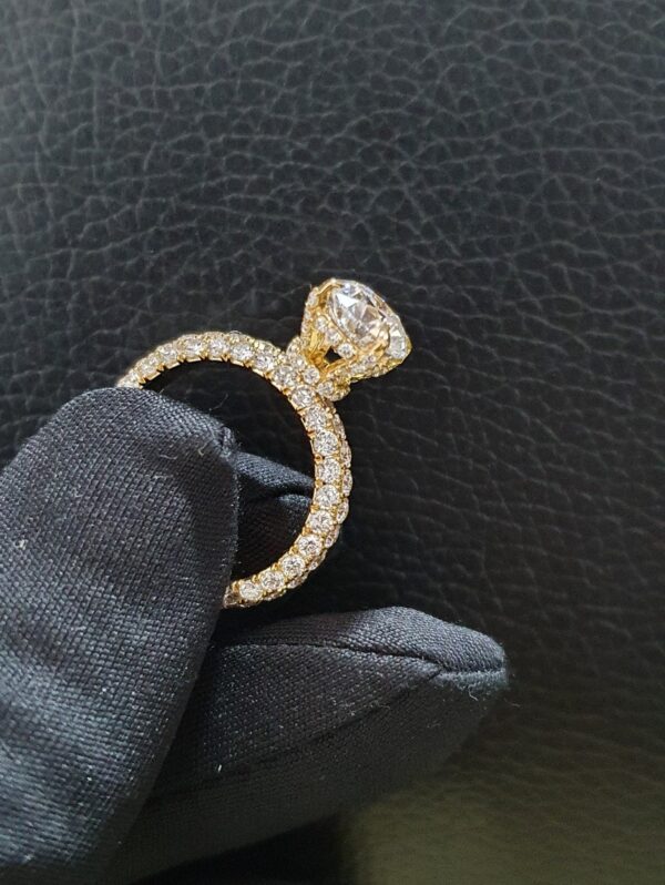 3ct Round cut Solitaire Ring Made in 14k Gold Studded with VS1 F Color IGI Certified Lab Grown Diamond