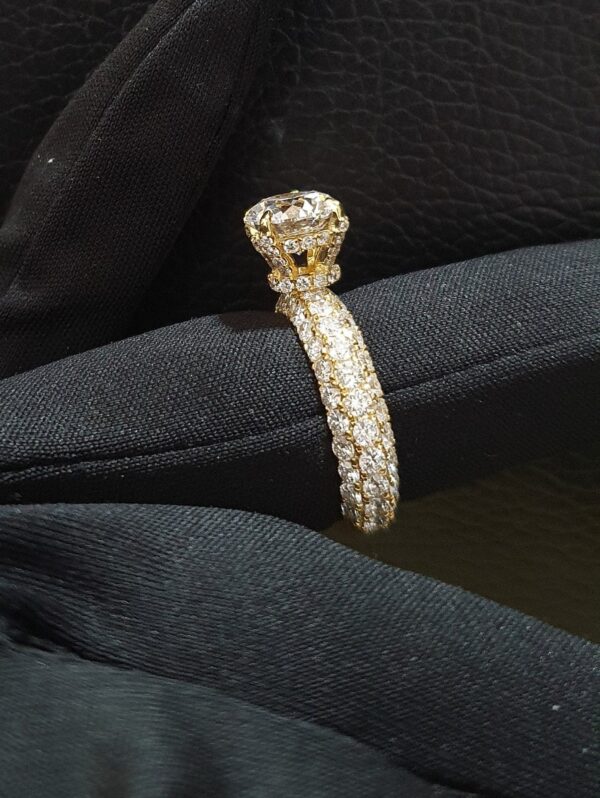 3ct Round cut Solitaire Ring Made in 14k Gold Studded with VS1 F Color IGI Certified Lab Grown Diamond