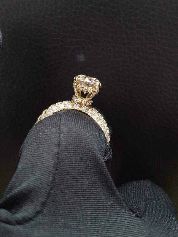 3ct Round cut Solitaire Ring Made in 14k Gold Studded with VS1 F Color IGI Certified Lab Grown Diamond