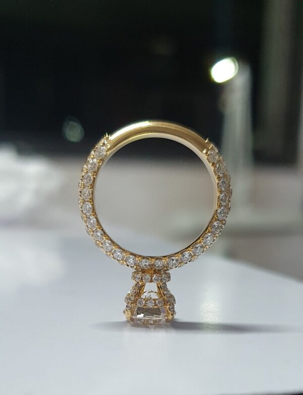 3ct Round cut Solitaire Ring Made in 14k Gold Studded with VS1 F Color IGI Certified Lab Grown Diamond