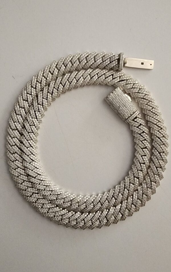 Iced Out 10 mm Miami Cuban Link Chain Made In 925 Sterling Silver Embellished with Shinny Moissanite Diamonds For The Birthday Gift
