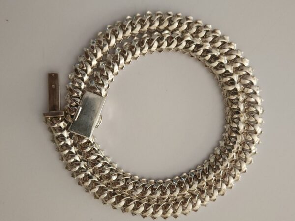 Iced Out 10 mm Miami Cuban Link Chain Made In 925 Sterling Silver Embellished with Shinny Moissanite Diamonds For The Birthday Gift