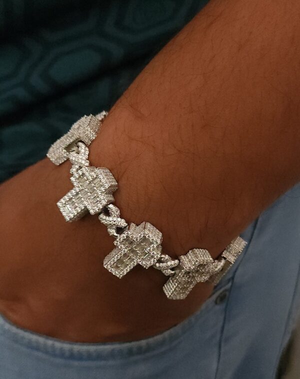 Infinity Link Bracelet 8" Long Made In 925 Sterling Silver Embellished With Shinny Moissanite Diamonds For The Anniversary And Birthday Gift