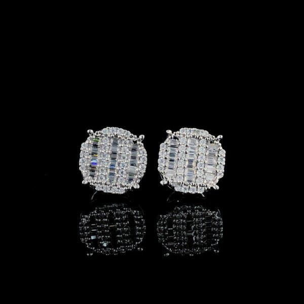 Iced Out Round Shape Earring Made in 18 / 14 / 10 KT Gold Embellished with Shinny Moissanite Diamonds For The Birthday And Anniversary Gift
