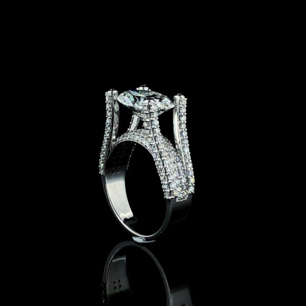 Oval Beauty Solitaire Ring For Women's Made in 18/14/10 kt Gold Studded With IGI Certified Lab Grown Diamond For Bridal And Anniversary Gift
