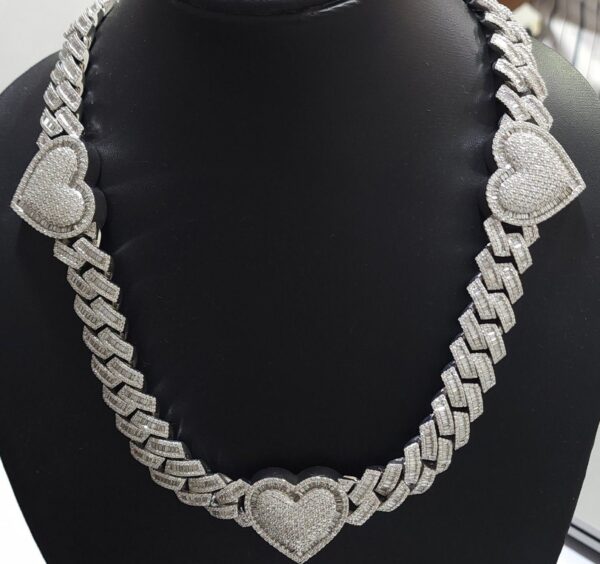 Iced Out Heart Cuban Link Chain Made in 925Silver Embellished With Shinny Moissanite Diamond For Birthday Gift Available In Different Inches