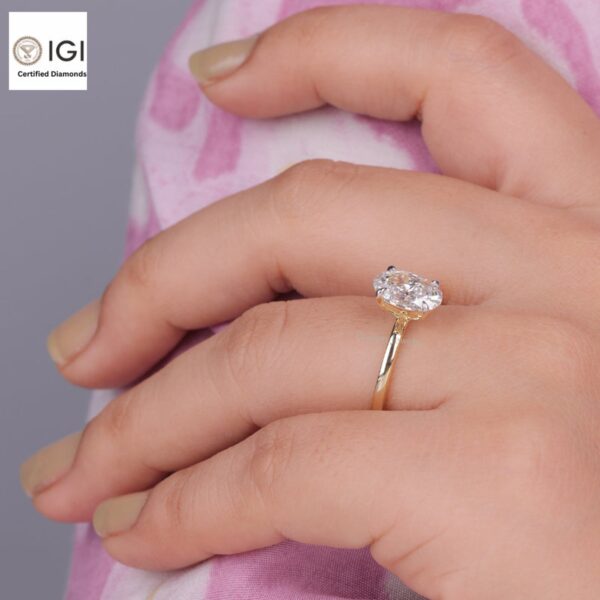 Oval Cut Solitaire Women's Ring in 18kt Gold Studded With VVS Lab Grown Diamond, Custom Engagement Wedding Ring, Certified Ring, Custom Gift