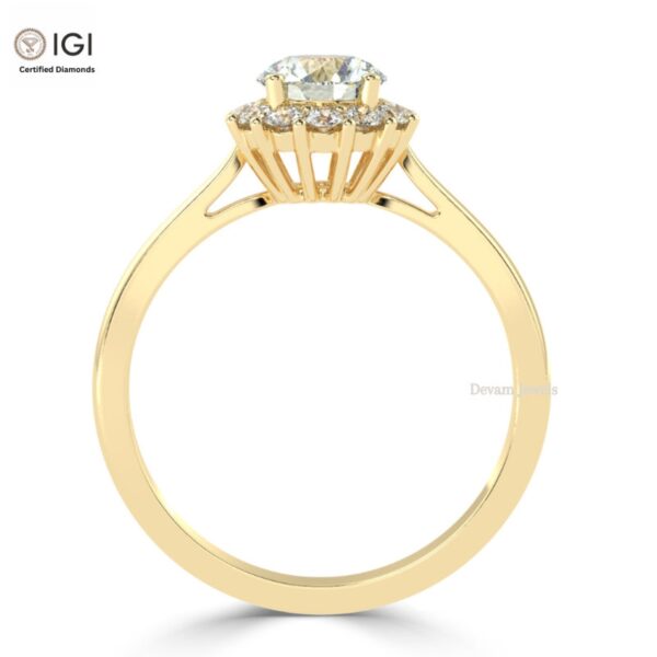 Solitaire Women's Engagement Wedding Ring Made in 18kt Gold Studded With VVS Lab Grown Diamonds, Gift, Luxury Jewelry, Custom Ring, Gift