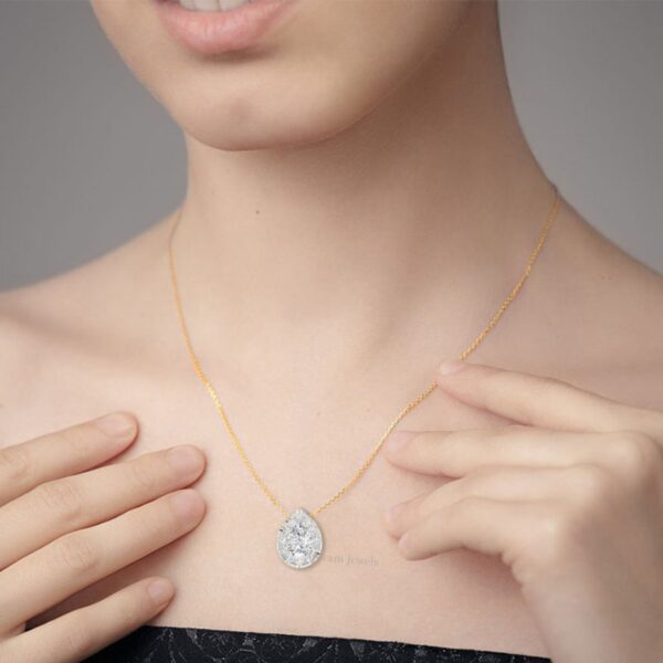 Pear Shape Solitaire Pendant For Women's in 18KT Gold Studded With VVS Lab Grown Certified Diamond With Chain, Delicate Pendant, Custom Gift