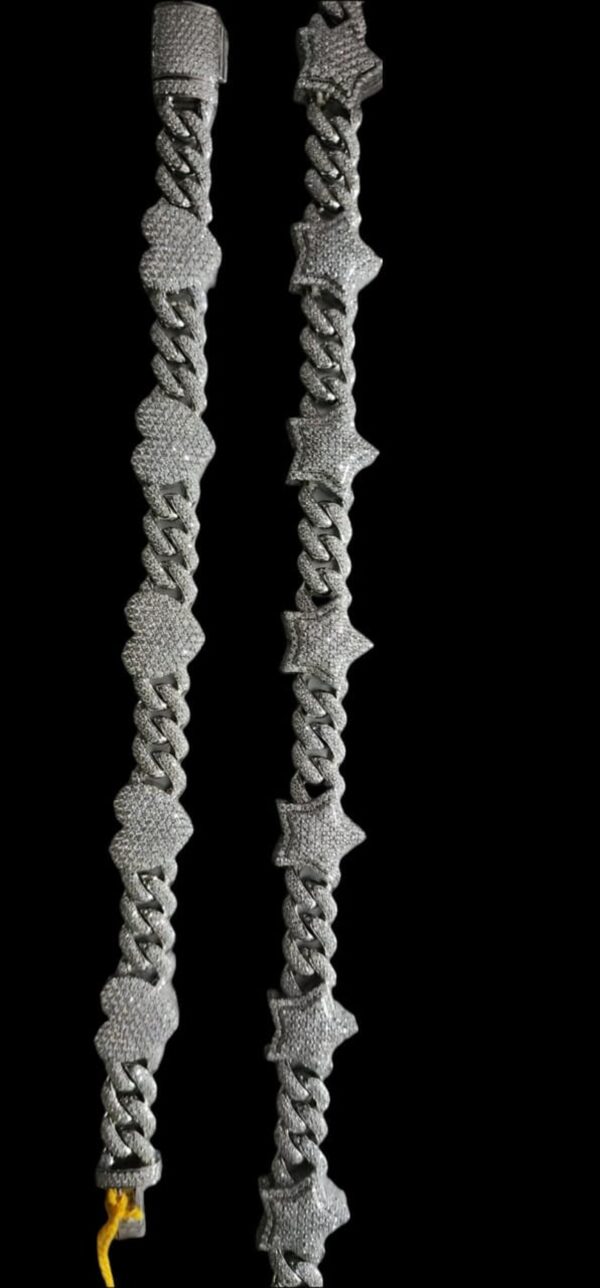 Iced Out Heart Cuban Link Bracelet Made in 925Sterling Silver Studded with Moissanite Stone To The Special One For Anniversary/Birthday Gift