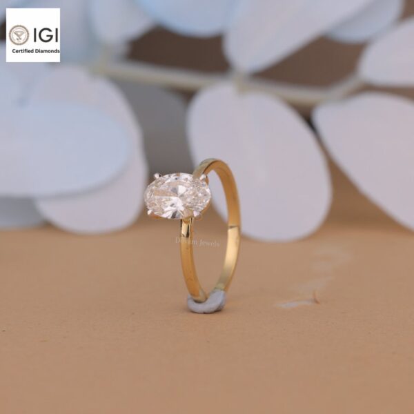 Oval Cut Solitaire Women's Ring in 18kt Gold Studded With VVS Lab Grown Diamond, Custom Engagement Wedding Ring, Certified Ring, Custom Gift