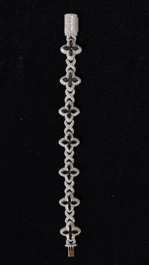 Flower Style Infinity Link Bracelet Made In 14 / 10 KT Gold Embellished With Shinny Moissanite Diamond For Anniversary Gift To A Special One