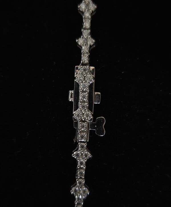 Iced Out Unique Tennis Chain Made In 925 Sterling Silver Embellished With Shiny Moissanite Stones For The Anniversary And Birthday Gift