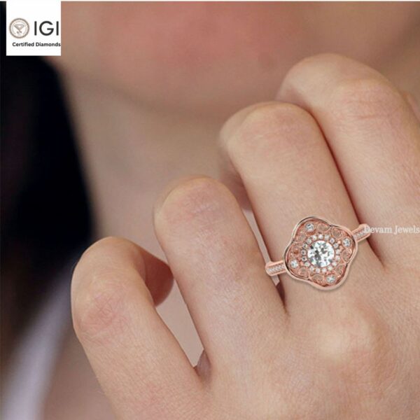 Antique Engagement Wedding Solitaire Women's Ring Made in 18kt Gold Studded With VVS Lab Grown Diamonds, Gift, Luxury Jewelry, Custom Ring