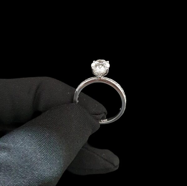Oval Solitaire Ring Made in 10/14 KT Gold Embellished with Shinny Moissanite Diamonds For Birthday And Anniversary Gift For Special Person