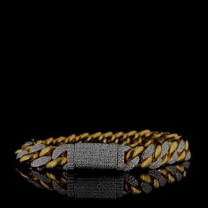 Unisex Iced Out Cuban Link Bracelet Made In 925 Sterling Silver Embellished With Shinny Moissanite Diamond For Birthday And Anniversary Gift