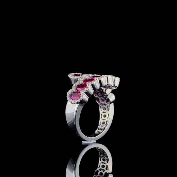 Cluster Oval Ruby Ring Made In 18 / 14 / 10 KT Gold Embellished With Shinny Moissanite Diamonds And Ruby For Birthday And Anniversary Gift