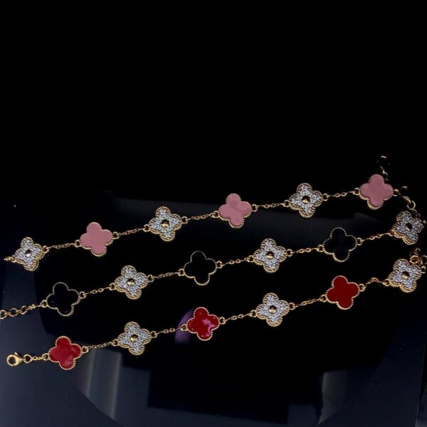 Classic Flower Bracelet Available In Three Different Colors Made In 18 / 14 / 10 KT Gold Studded With Shinny Moissanite Diamonds For Gift