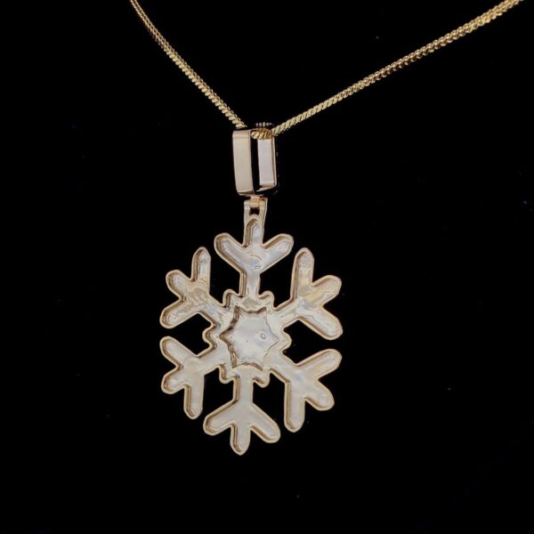 Iced Out Snowflake Pendant Made In 18 / 14 / 10 KT Gold Embellished With Shinny Moissanite Diamonds For The Birthday And Christmas Gift