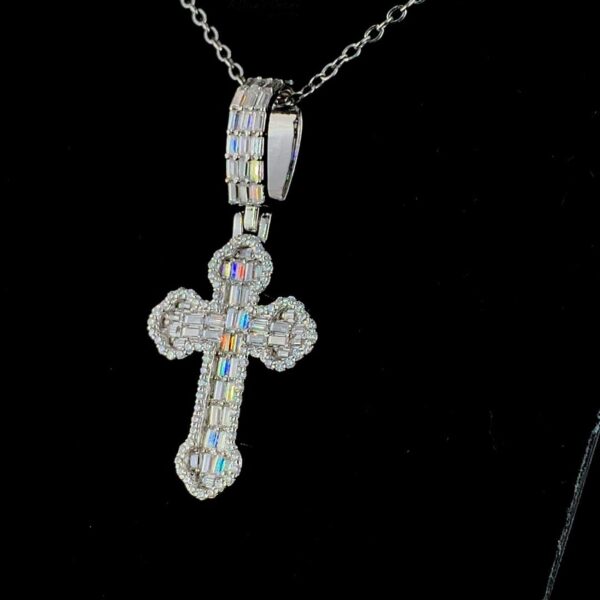 Iced Out Cross Pendant Made In 18 / 14 / 10 KT Gold Embellished With Shinny Moissanite Diamonds For The Birthday And Religious Gift