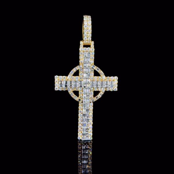Iced Out Beautiful Cross Pendant Made In 18 / 14 / 10 KT Gold Embellished With Shinny Moissanite Diamond For The Birthday And Religious Gift
