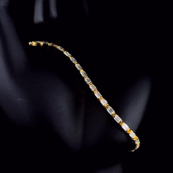 Elegant Emerald-Cut Diamond Tennis Bracelet Made In 18/14/10KT Gold Embellished With Certified Lab Diamond For The Birthday And Wedding Gift