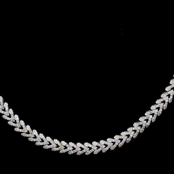 Iced Out Unisex V-Link Cuban Chain Made In 925 Sterling Silver Embellished With Shinny Moissanite Diamonds For The Birthday Gift
