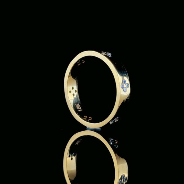 Beautiful Floral Round Diamond Ring Made In 18/14/10 KT Gold Studded With Shinny Moissanite Diamonds For The Birthday And Anniversary Gift