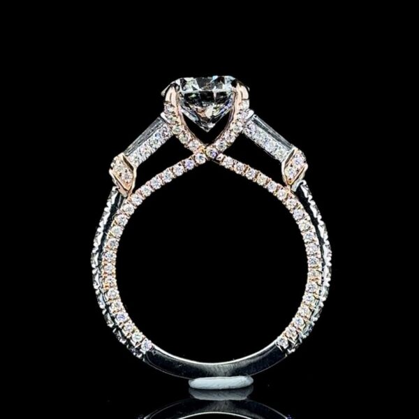 Exquisite Round Cut Diamond Ring with Baguette Made In 18 / 14 / 10 KT Gold Made In Shinny Moissanite Diamonds For The Anniversary Gift