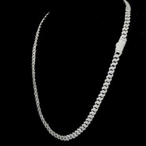 Iced Out Round Diamond 6 MM Cuban Link Chain Made In 925 Sterling Silver Studded With Shinny Moissanite Diamonds For The Birthday Gift