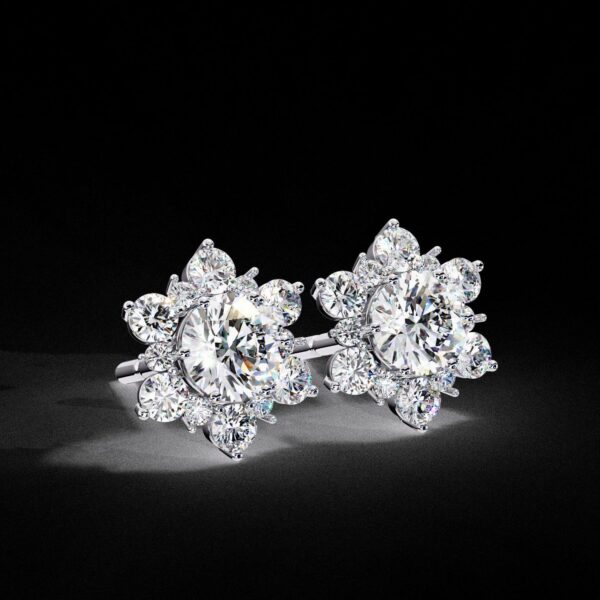 Beautiful Snowflake Round Diamond Earring Made In 18/14/10KT Gold Studded With Certified Lab Diamond For The Wedding And Anniversary Gift