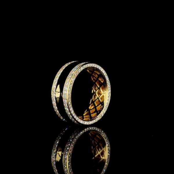 Beautiful High Polish Unisex Diamond Ring Made In 18/14/10KT Gold Studded With Shinny Moissanite Black Diamond For Birthday And Unisex Gift
