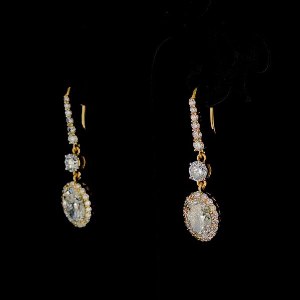 Elegant Gold Drop Earrings with Oval Cut Made In 18 / 14 / 10KT Gold Studded With Certified Lab Diamond For The Wedding And Anniversary Gift
