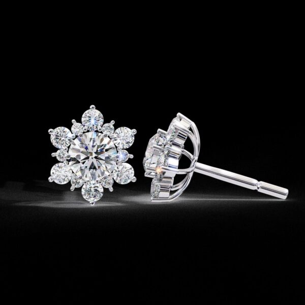 Beautiful Snowflake Round Diamond Earring Made In 18/14/10KT Gold Studded With Certified Lab Diamond For The Wedding And Anniversary Gift